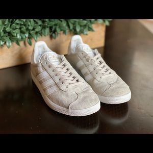 Tan Adidas women’s size 8